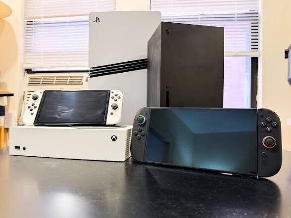 Console corner: PS5, Xbox Series X and Nintendo Switch OLED